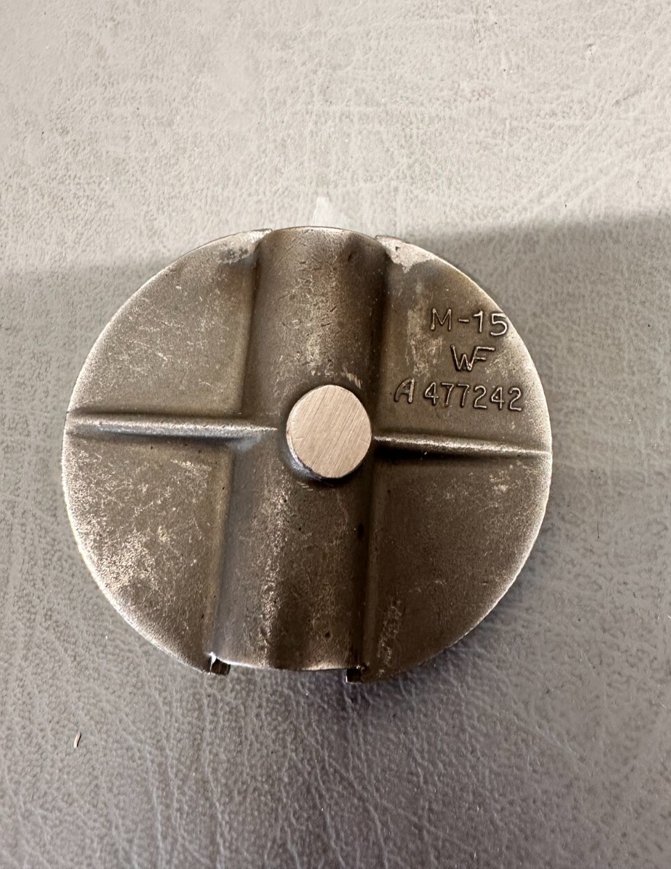 477242 Textron Valve