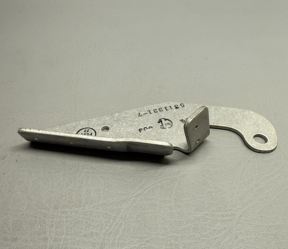 5311331-7 Cessna Bracket