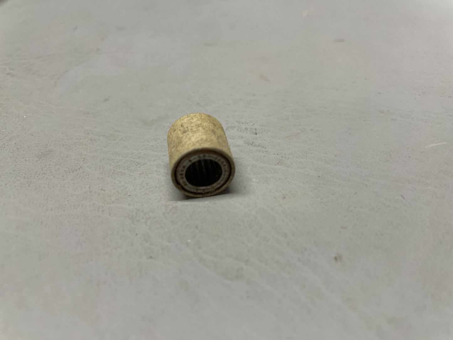 Cessna Flap Roller P/N 0523921 (NEW)