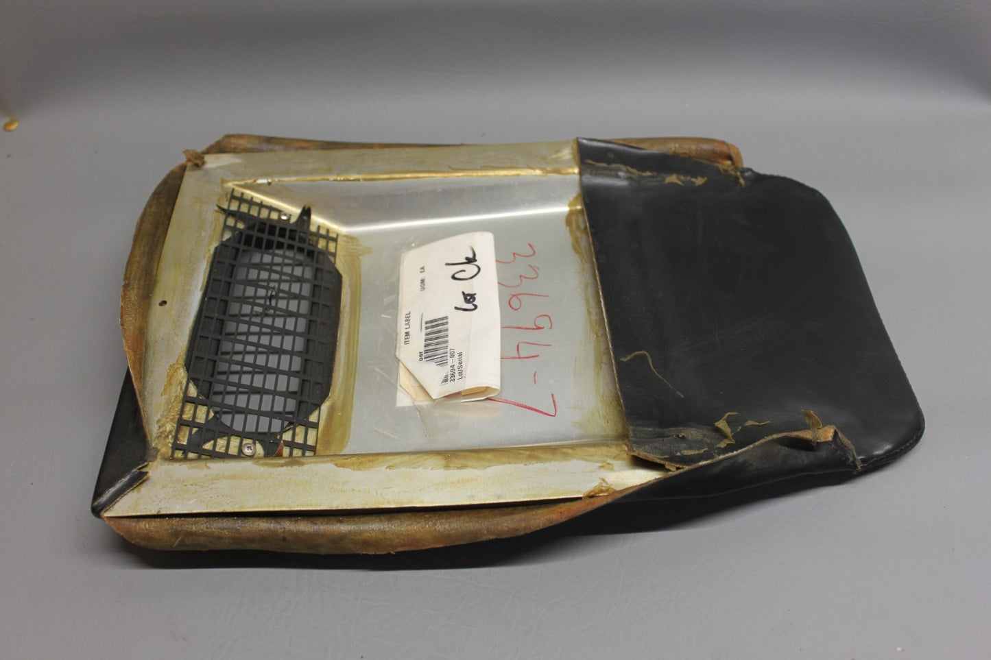 33694-007 Piper Cover Assy