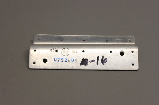 0752609-16 Cessna Bracket