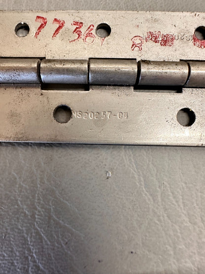 77367-008 Piper Tomahawk Flap Hinge