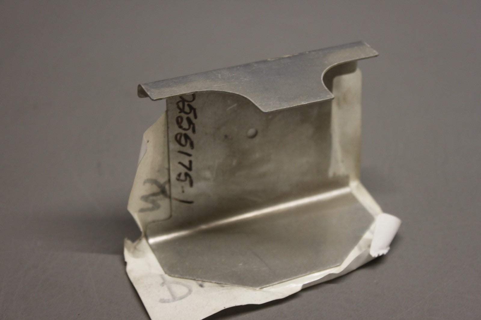 0555175-1 Cessna 172 Inner Cylinder Baffle