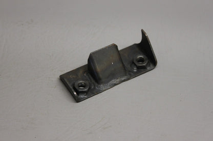 28624-002 Piper Flap Torque Bracket