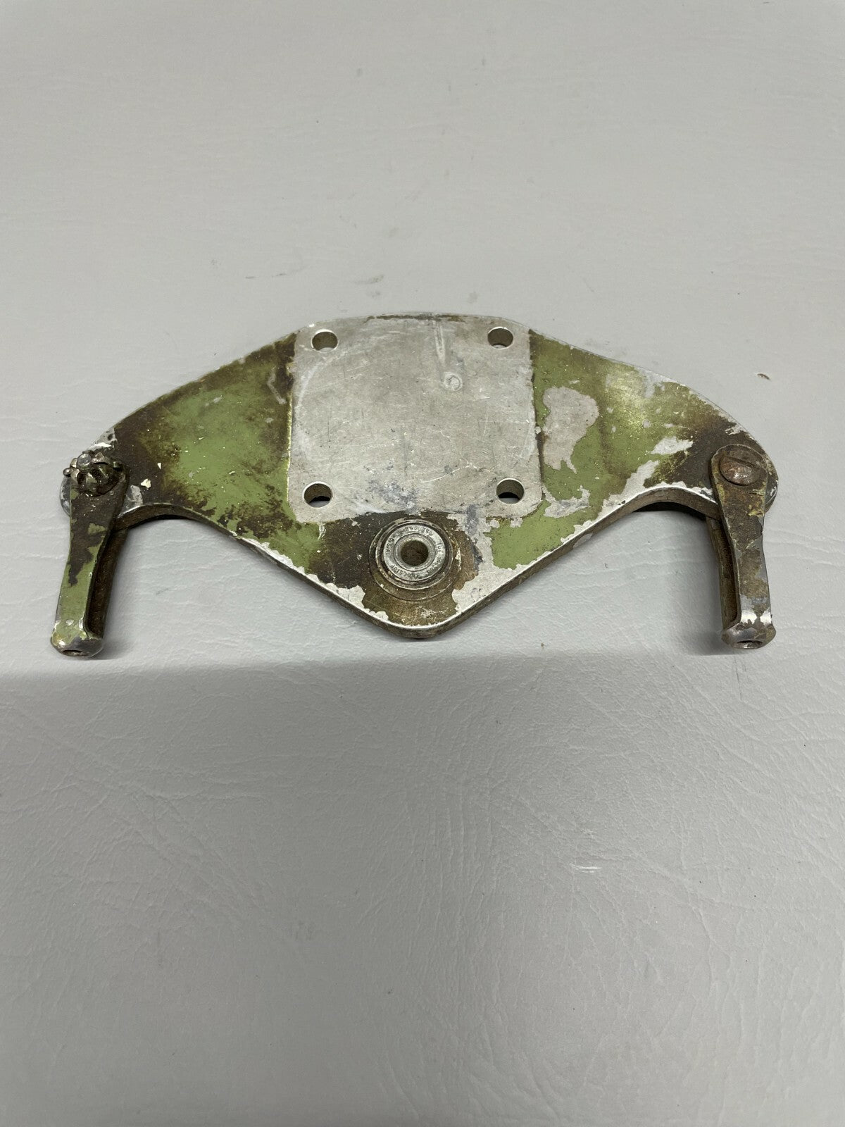 Cessna 172 Elevator Bellcrank Assy P/N 0534122-1